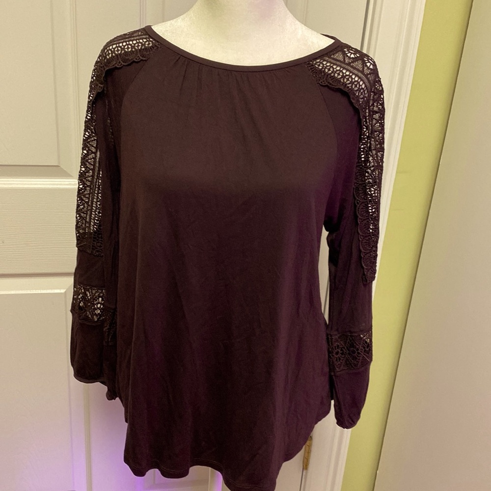 Loft rich brown, lace sleeve top. Size MP